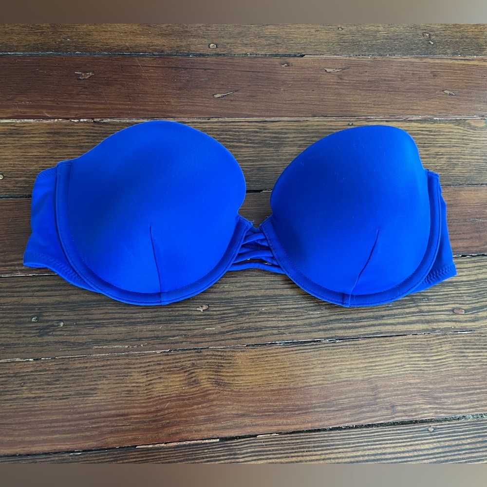 Victoria’s Secret size 32 D royal blue bikini swim top